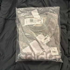 Women’s Adidas Grey Crewneck NWT - Size S